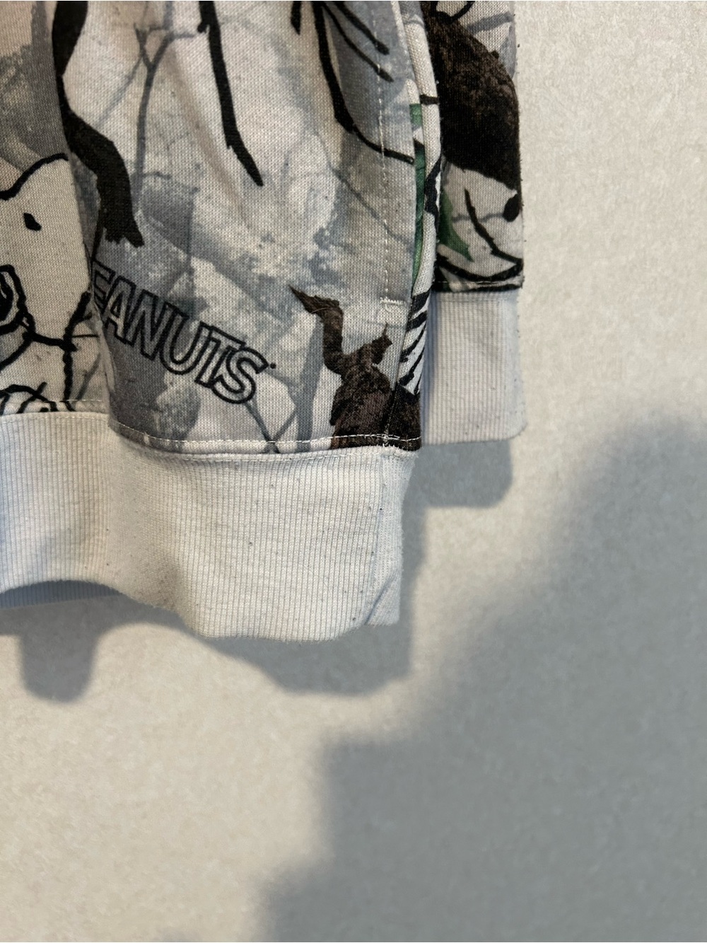 Certified Peanuts Hoodie, With Side Pockets, With Branch Accents, Large - Picture 2 of 7
